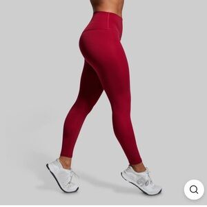Born Primitive Inspire Legging Cranberry size M